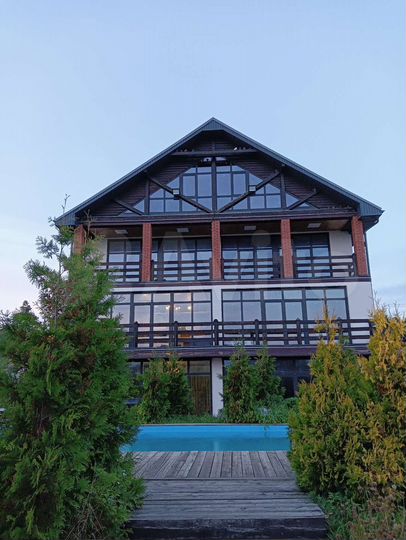 Коттедж 300 м² на участке 45 сот.