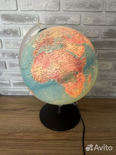 Глобус с подсветкой диаметр 32