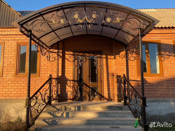 Навесы и козырьки