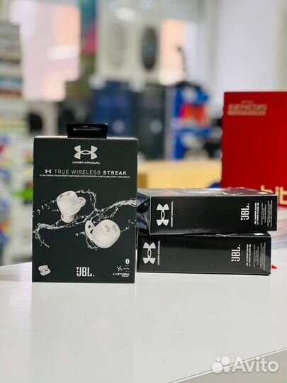 JBL Under Armour True Wireless Streak White
