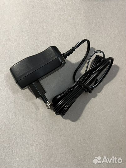 Зарядное устройство