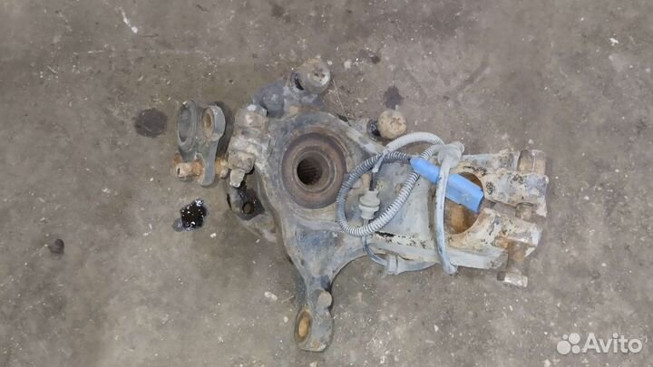 Кулак поворотный передний правый Peugeot 207