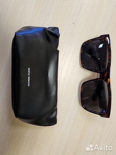 Солнечные очки мужские