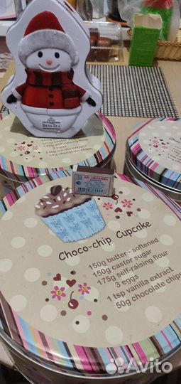 Коробки жестяные,красивые