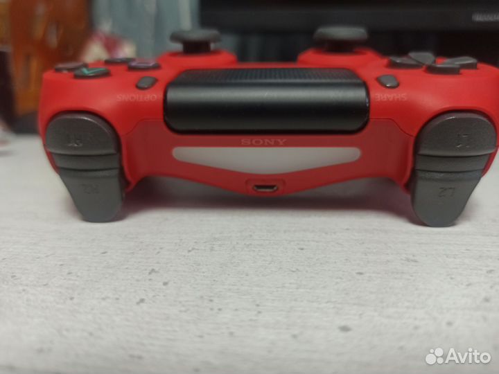 Джостик, геймпад Sony DualShock 4 v2