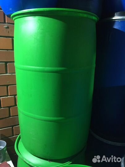 Продам ведра пластиковые пищевые 30 литров с крышк