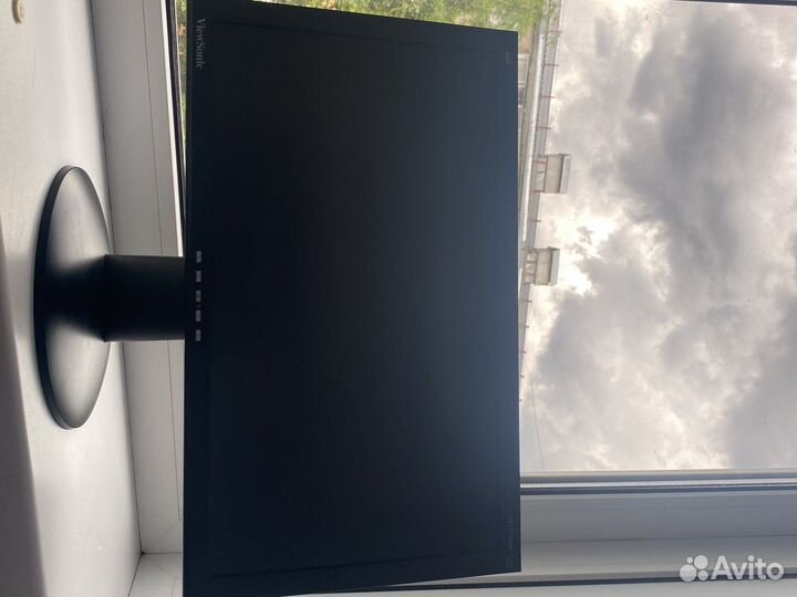Продам монитор ViewSonic VA1913WM