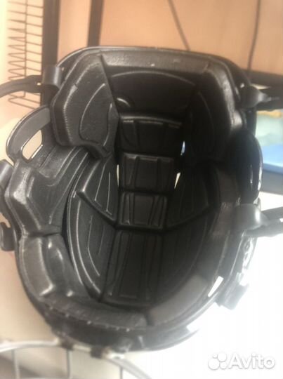 Хоккейный шлем для полевого