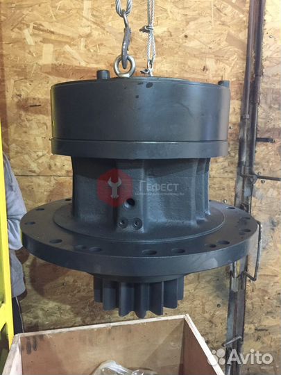 Редуктор поворота Komatsu PC340NLC-7 207-26-00201