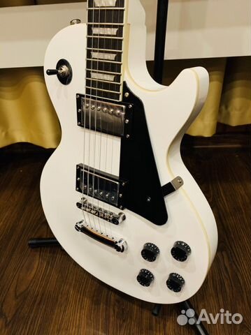 Электрогитара Les Paul White + Чехол