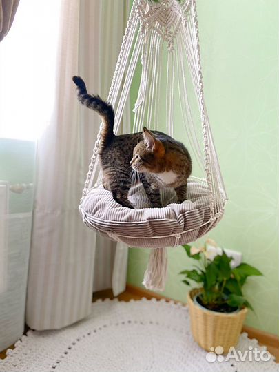 Подвесная лежанка для кошки