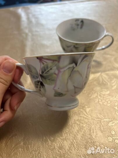 Кружки и тарелки разные