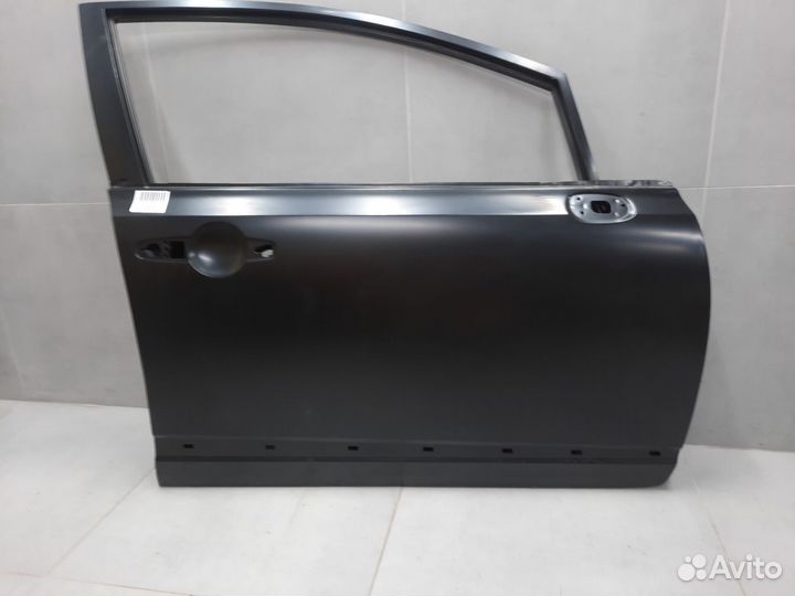 Дверь правая передняя Honda Civic 4D 2006-2012