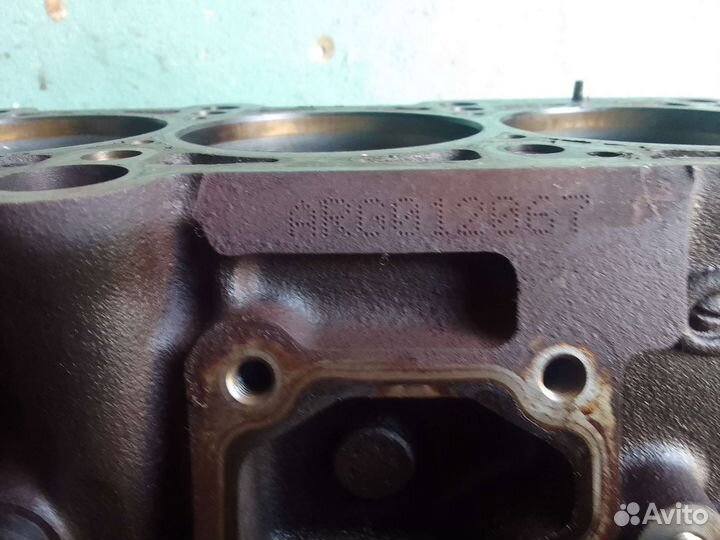 Блок двигателя 1.8 ARG голый Volkswagen Passat B5