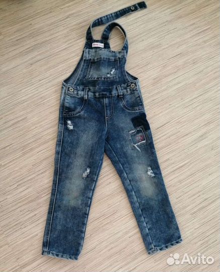 Вещи на девочку пакетом 104-110 р(платья, джинсы)