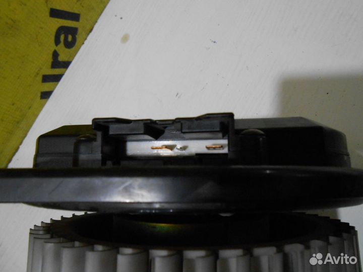 Моторчик печки Ниссан Мурано z50