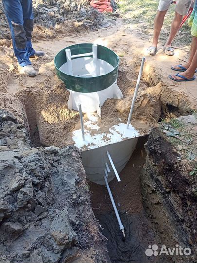 Бурение абиссинской скважины, колодца на воду