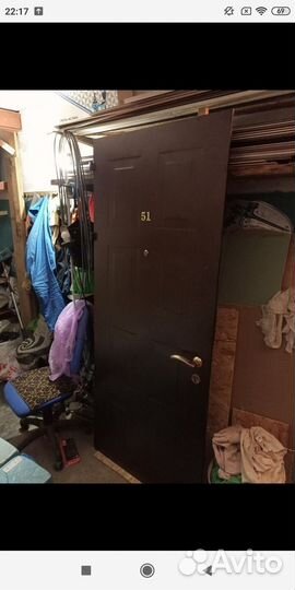 Дверь входная металлическая бу