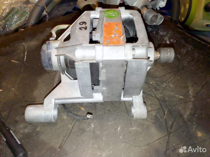 Мотор стиральной машинки