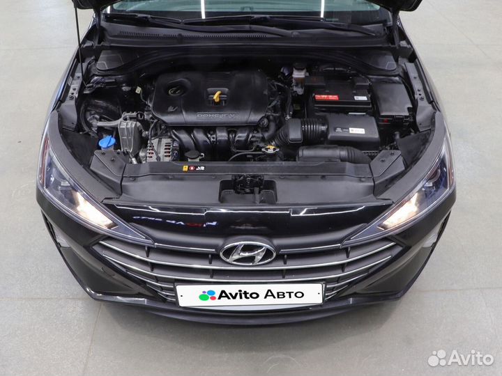 Hyundai Elantra 2.0 AT, 2018, 53 610 км