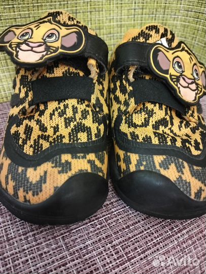 Кроссовки adidas disney