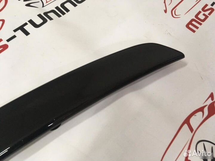 Лип спойлер на Mercedes CLS-class w219 Черный