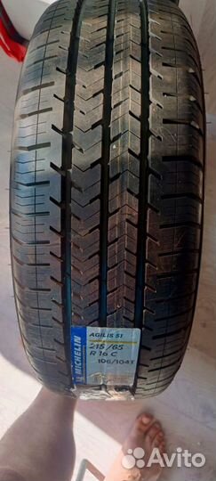 Шины новые Michelin Agilis51 215/65/16 Лето