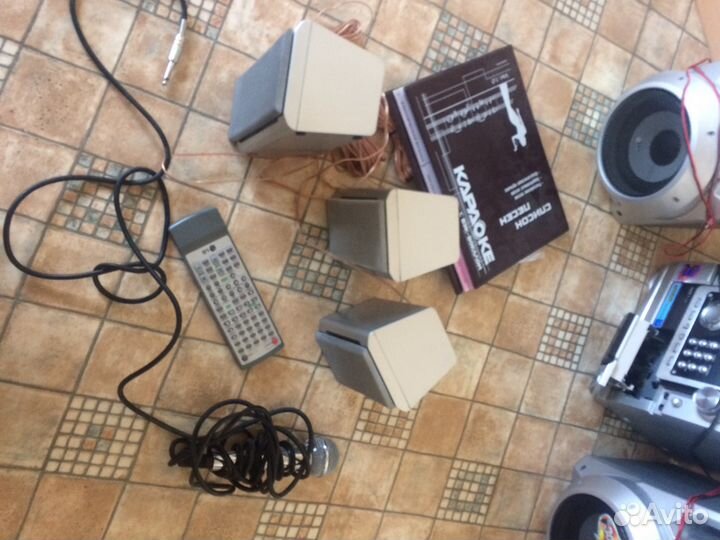 Музыкальный центр LG