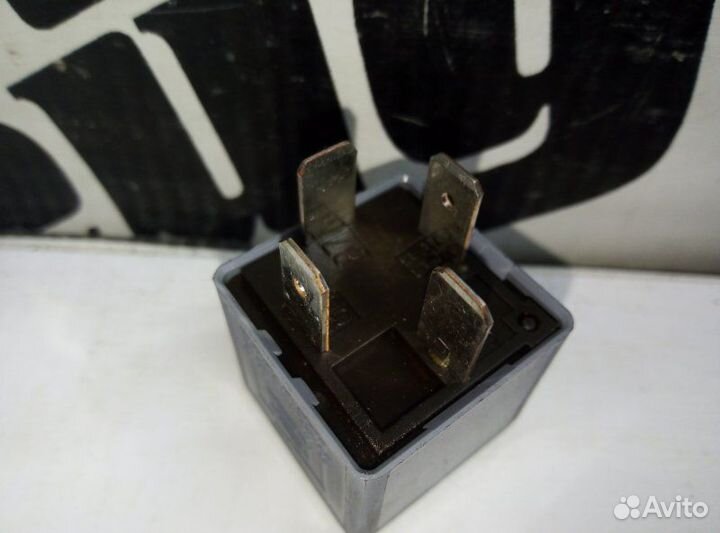 Реле Volkswagen Passat 3C5 BVY 21.09.2007