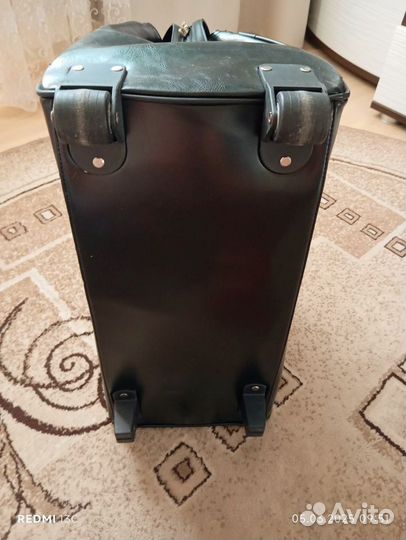 Сумка дорожная на колесах с выдвижной ручкой