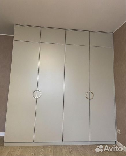 Шкаф с распашными дверками.Арт. 025