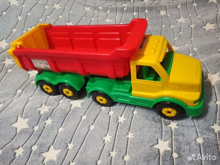 Автомобиль самосвал с полуприцепом Сталкер