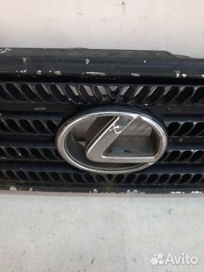 Решетка радиатора Lexus Is200 седан 2.0 1GFE 2001