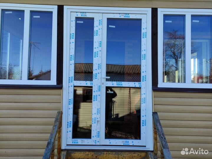 Пластиковые двери