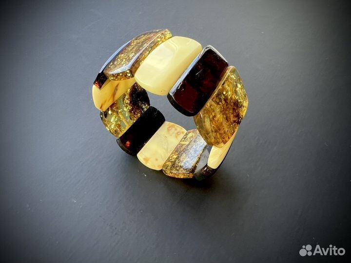 Браслет из янтаря