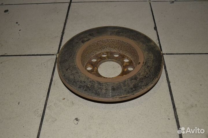 Тормозной диск задний Volkswagen Jetta 5