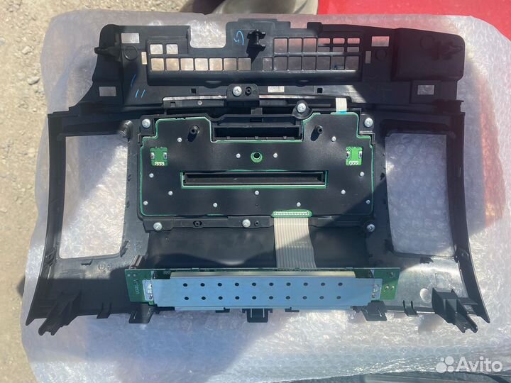 Штатная магнитола и панель на Mitcubichi Lancer 10