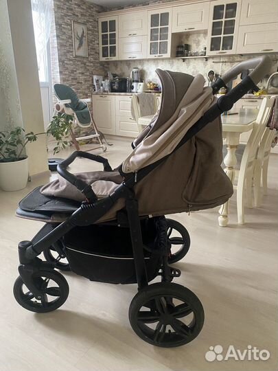 Прогулочная коляска carrello ELix