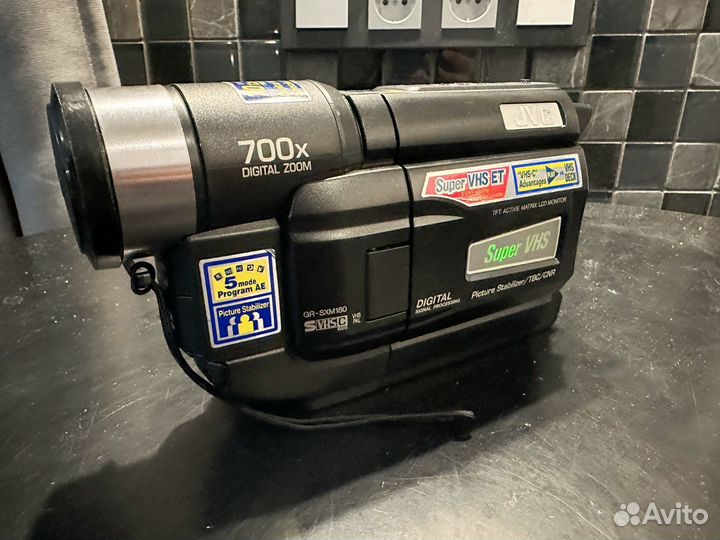 Видеокамера JVC GR-SXM 180