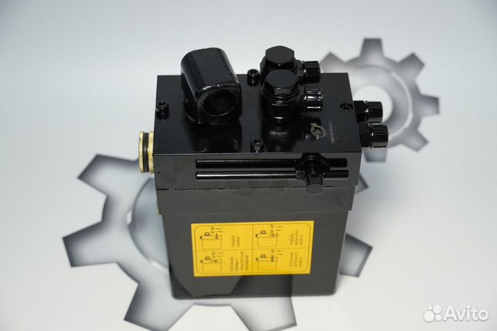 Насос подъёма кабины 4310