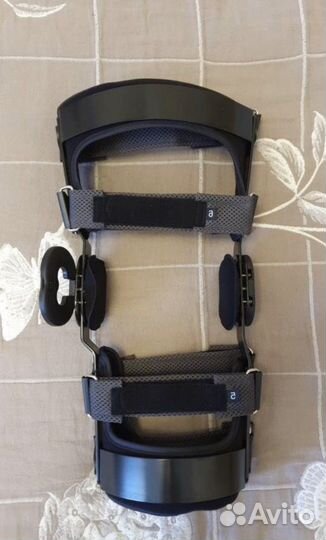 Ортез на коленный сустав