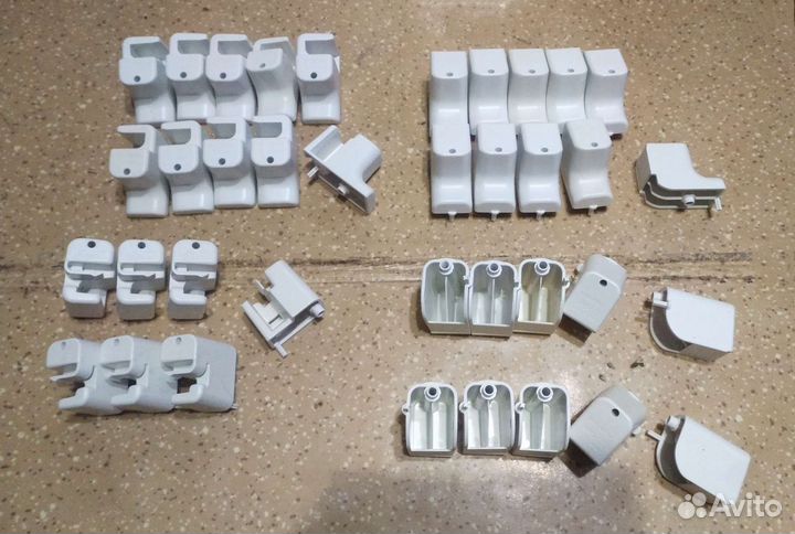 Крепление (опора) холодильника Liebherr