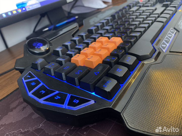 Игровая клавиатура