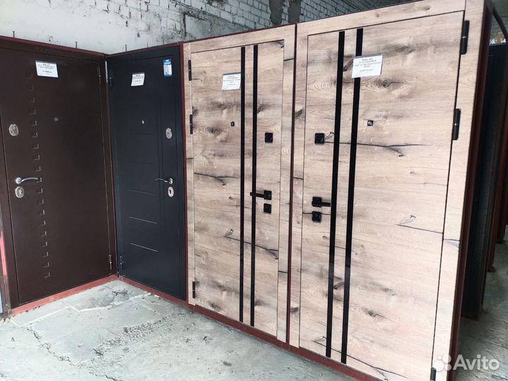 Дверь Входная от Поставщика