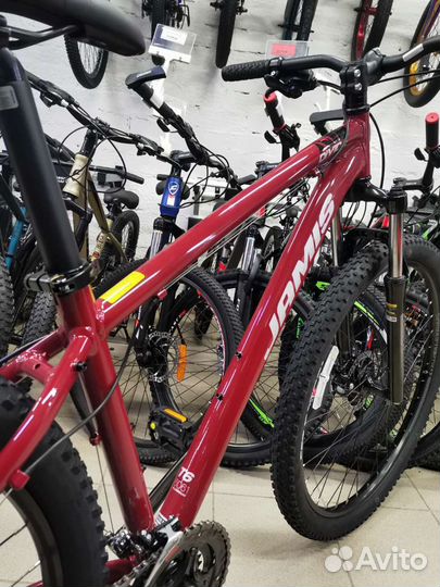 Велосипед горный Jamis Divide 29