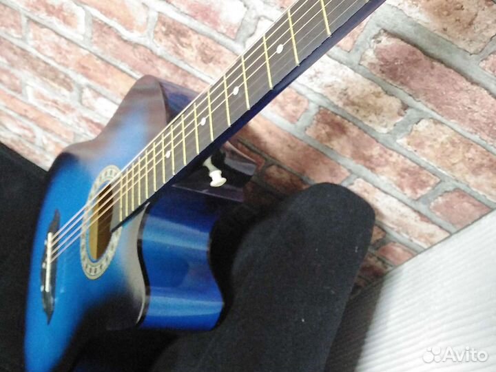 Гитара новая акустическая