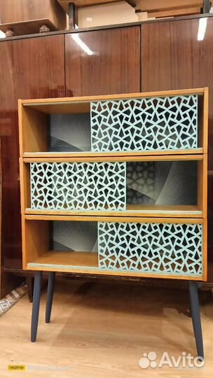 Полки напольные, настенные 