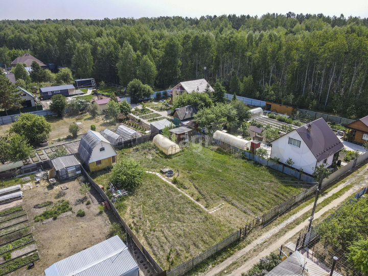 Дача 30 м² на участке 8,1 сот.