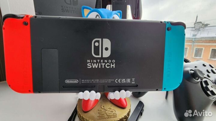 Nintendo switch прошитая 160gb супер комплек Обмен