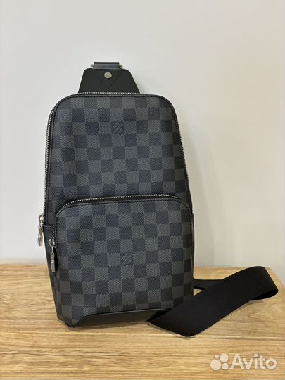 Louis vuitton avenue sling bag